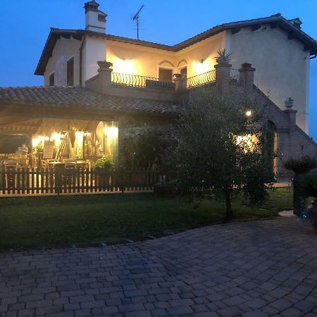 Casa In Campagna A Due Passi Dal Mare Pisa Kültér fotó