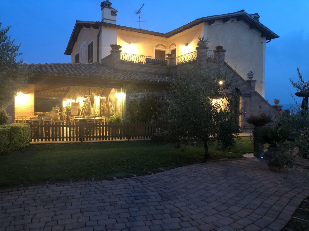 Casa In Campagna A Due Passi Dal Mare Pisa Kültér fotó
