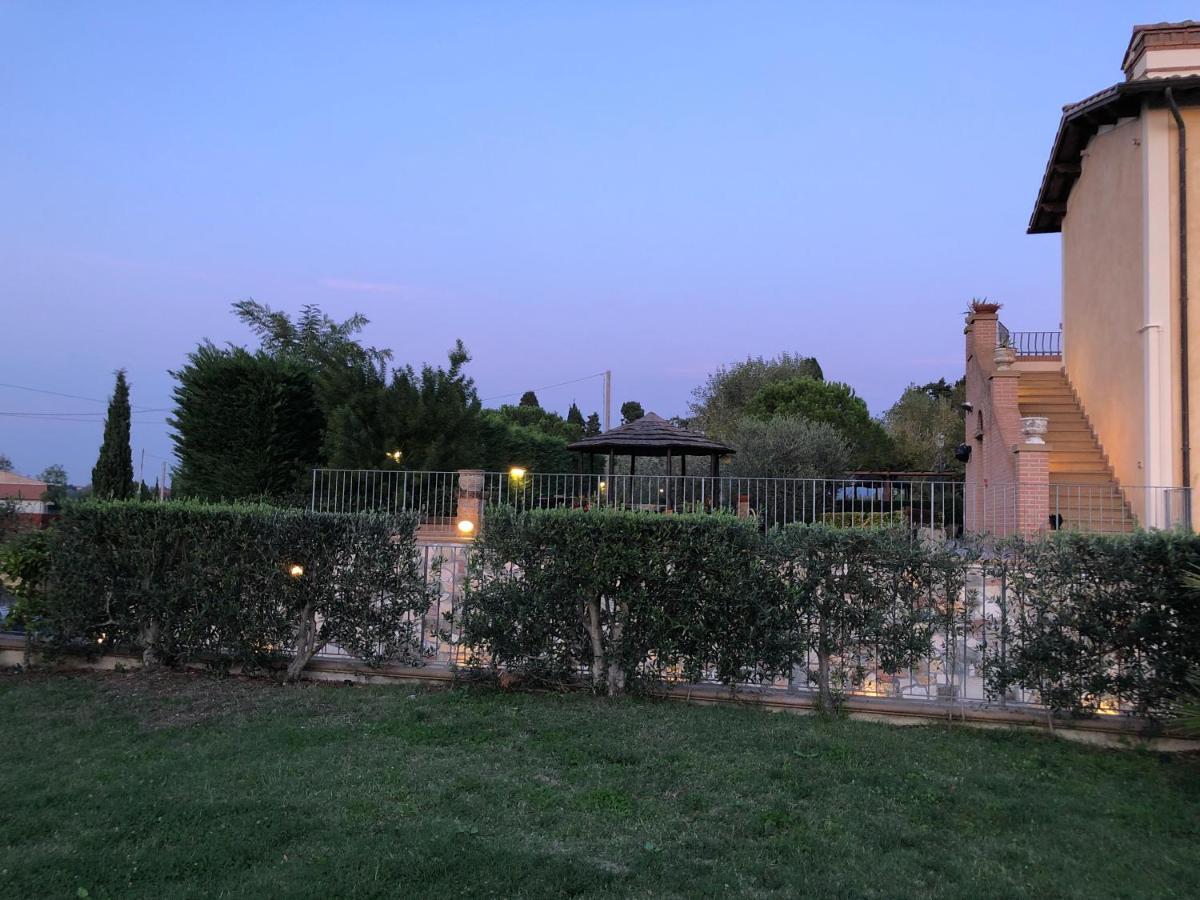 Casa In Campagna A Due Passi Dal Mare Pisa Kültér fotó